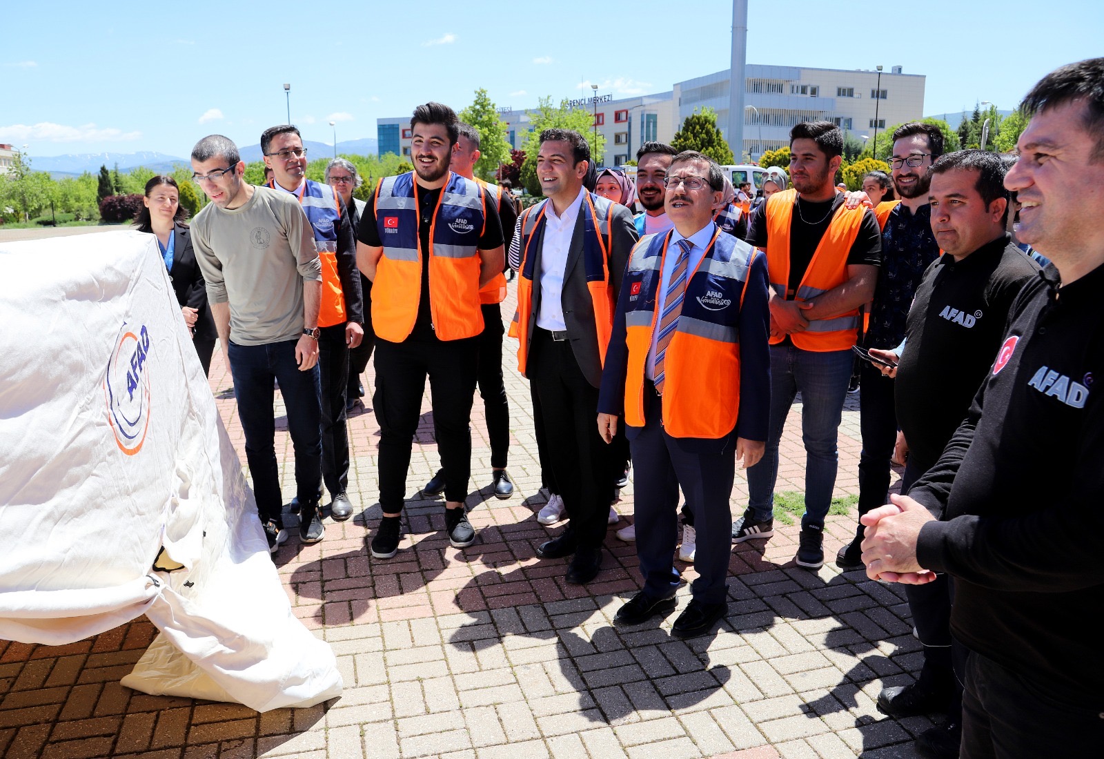 Hayat Kurtaran Gençlik faaliyet arşivi